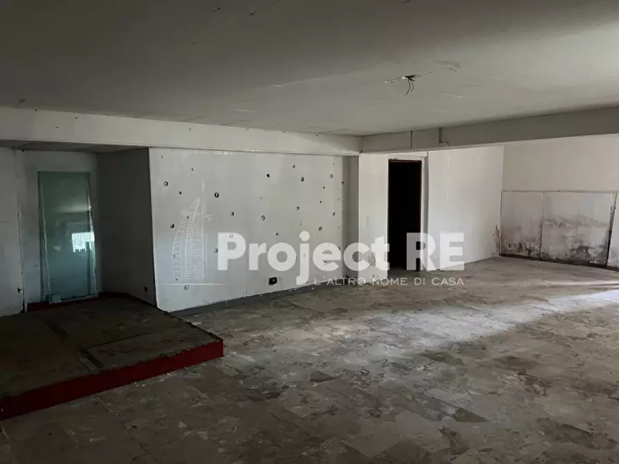 Immagine 6 di Magazzino in vendita  in Via Aschenez a Reggio Di Calabria