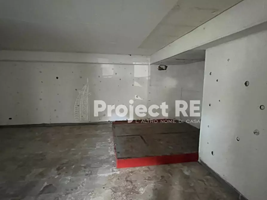 Immagine 16 di Magazzino in vendita  in Via Aschenez a Reggio Di Calabria