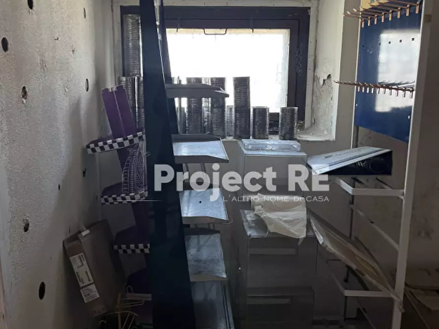 Immagine 17 di Magazzino in vendita  in Via Aschenez a Reggio Di Calabria