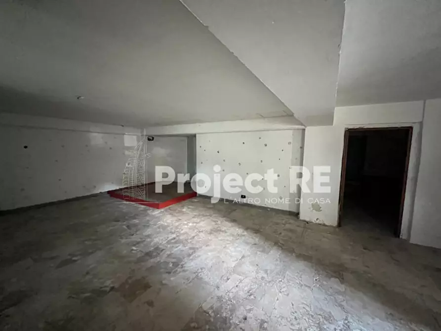 Immagine 21 di Magazzino in vendita  in Via Aschenez a Reggio Di Calabria