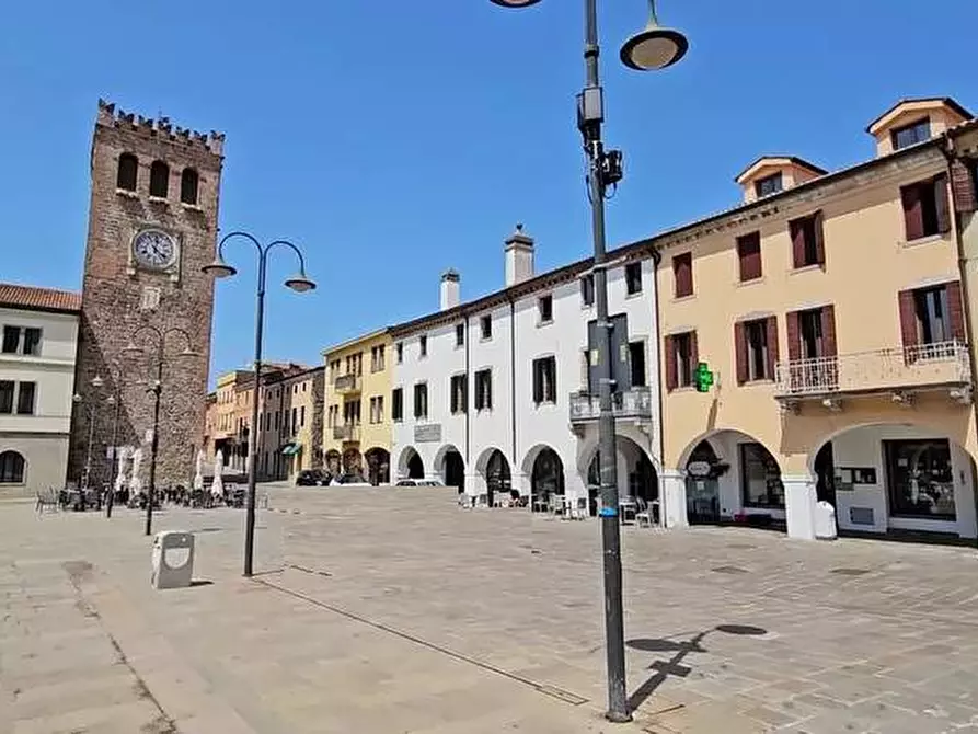 Immagine 3 di Negozio in vendita  a Monselice