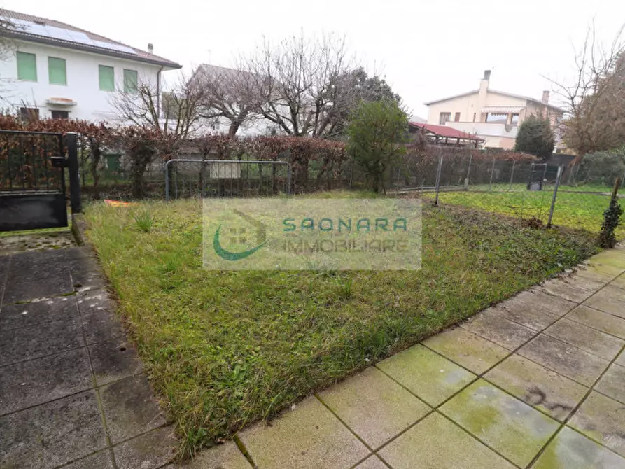 Immagine 1 di Appartamento in vendita  in Via Undici Febbraio a Saonara