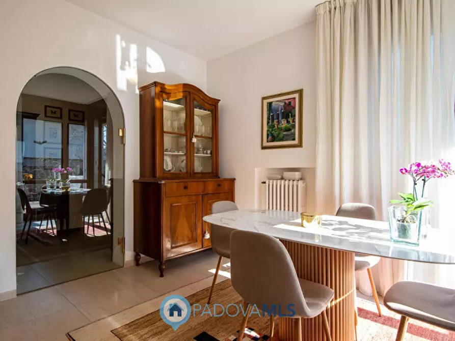Immagine 8 di Casa bifamiliare in vendita  in Via Bari a Padova