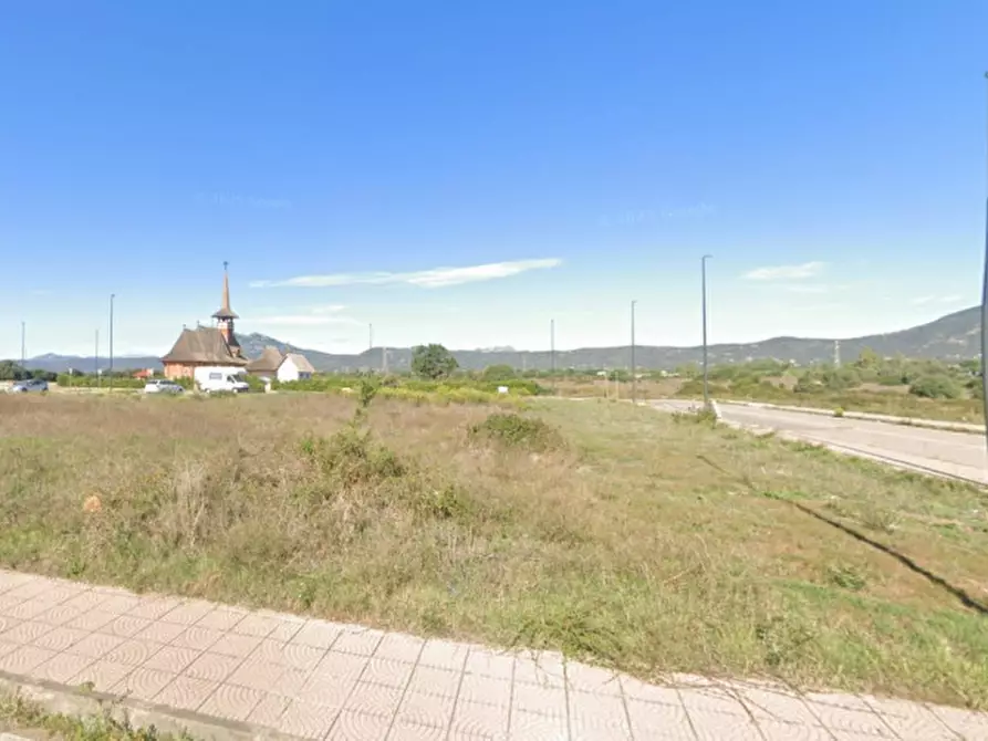 Immagine 3 di Terreno in vendita  in via vittoria colonna a Olbia