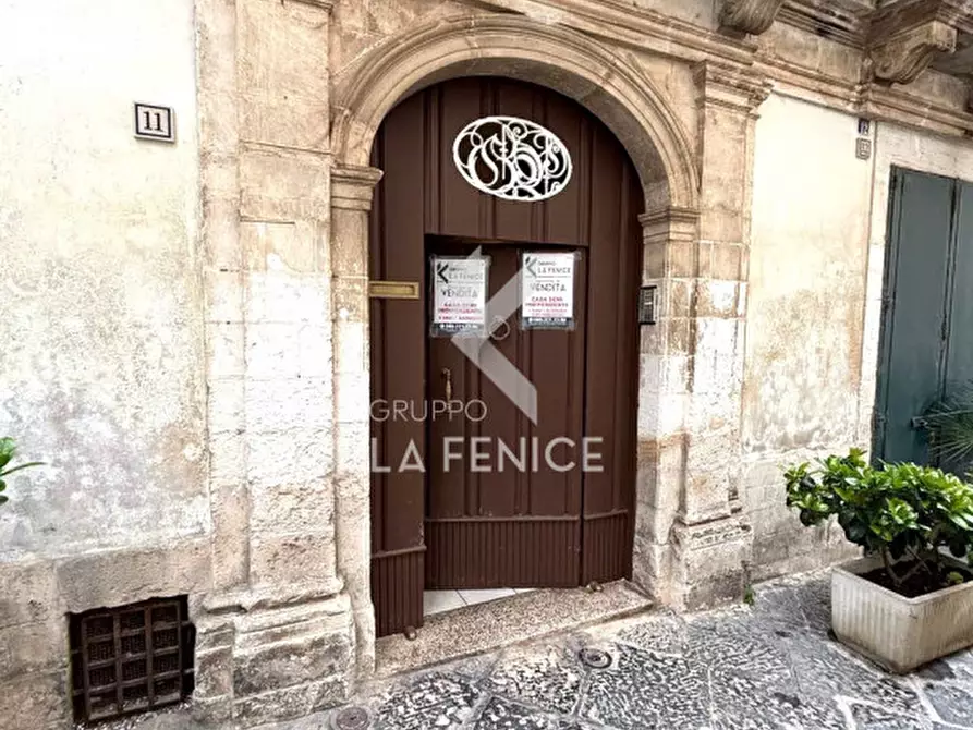 Immagine 2 di Casa indipendente in vendita  in via CAMILLO BENSO DI CAVOUR,11 a Martina Franca