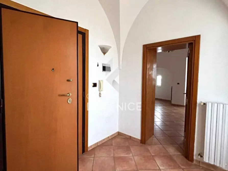 Immagine 10 di Casa indipendente in vendita  in via CAMILLO BENSO DI CAVOUR,11 a Martina Franca