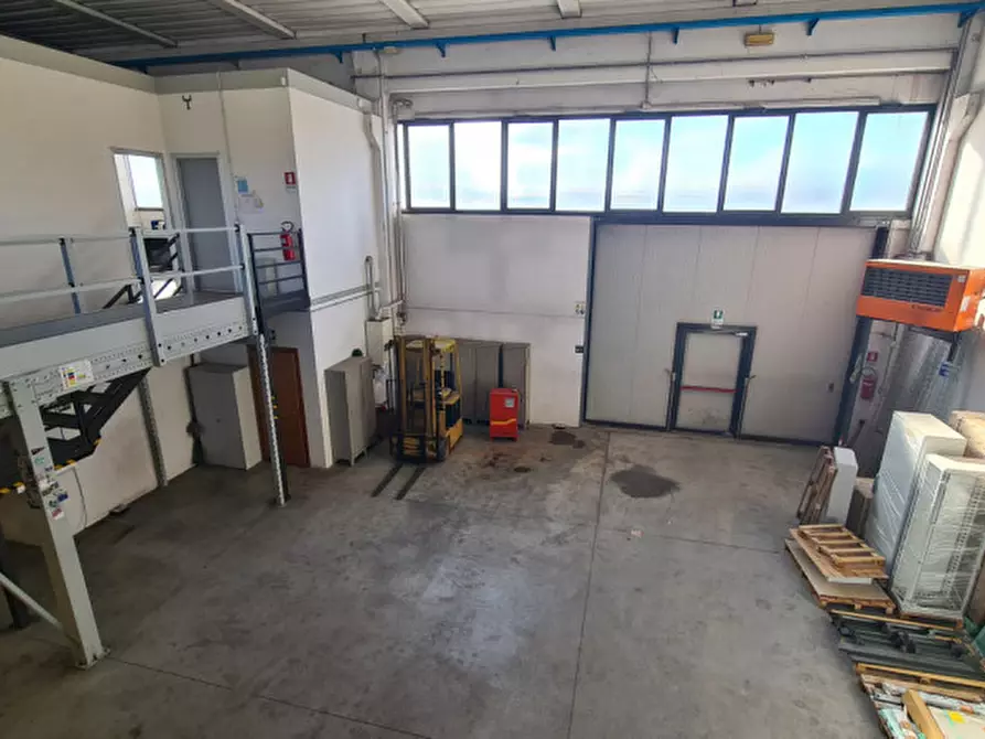 Immagine 27 di Capannone industriale in vendita  in Via Monte Santo 18/C a Riese Pio x