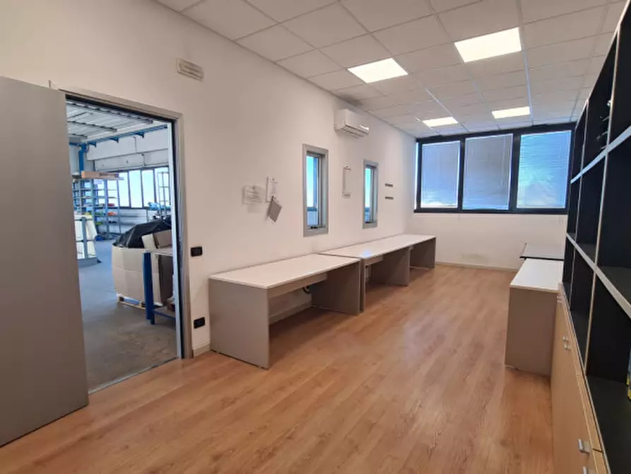 Immagine 30 di Capannone industriale in vendita  in Via Monte Santo 18/C a Riese Pio x