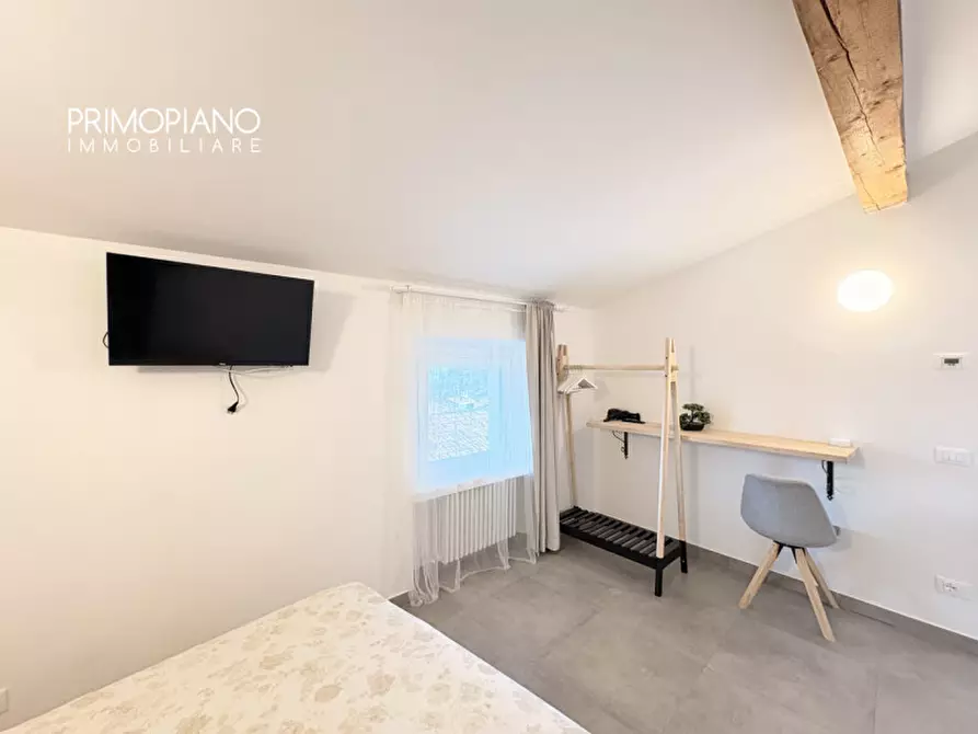 Immagine 3 di Bed & Breakfast in vendita  in Vicolo Secco a Arco