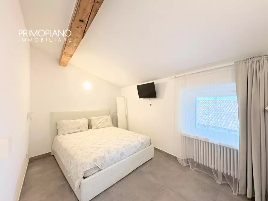 Immagine 6 di Bed & Breakfast in vendita  in Vicolo Secco a Arco