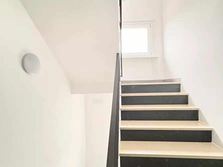 Immagine 10 di Bed & Breakfast in vendita  in Vicolo Secco a Arco