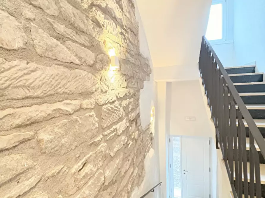 Immagine 23 di Bed & Breakfast in vendita  in Vicolo Secco a Arco