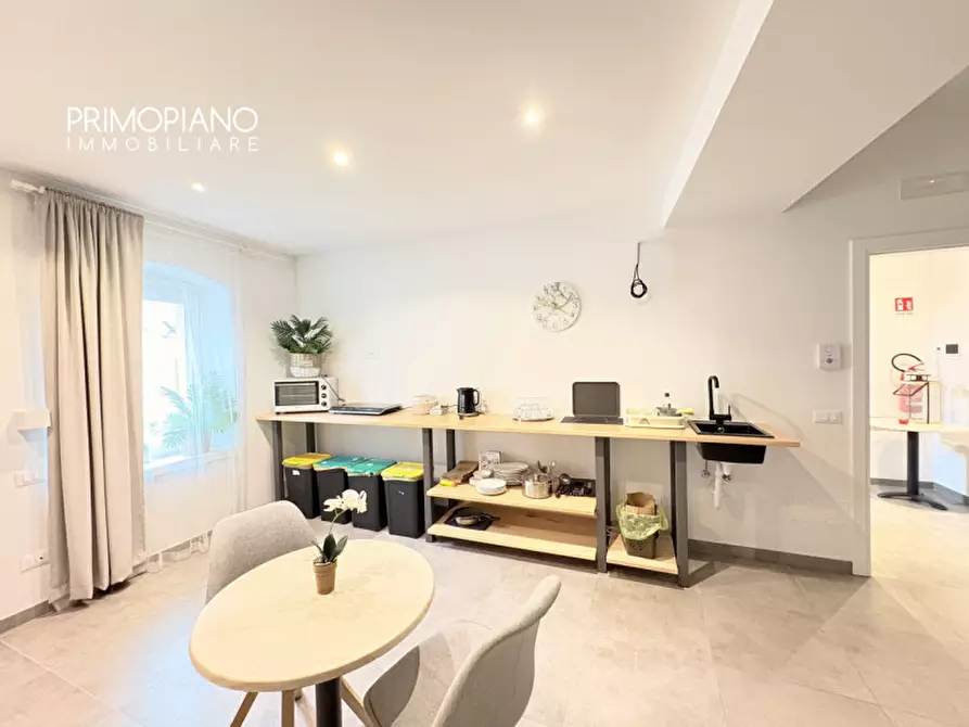 Immagine 25 di Bed & Breakfast in vendita  in Vicolo Secco a Arco