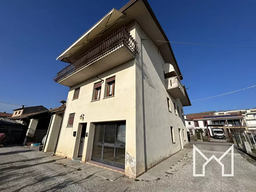 Immagine 2 di Villetta a schiera in vendita  a Romano D'ezzelino