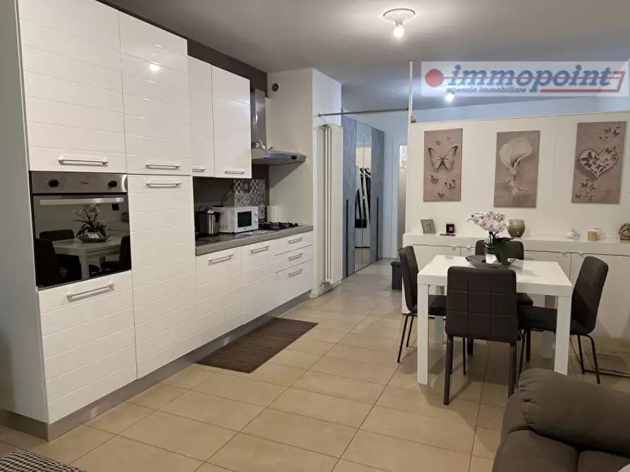 Immagine 4 di Appartamento in affitto  in Viale XI Febbraio, 56 a Bassano Del Grappa