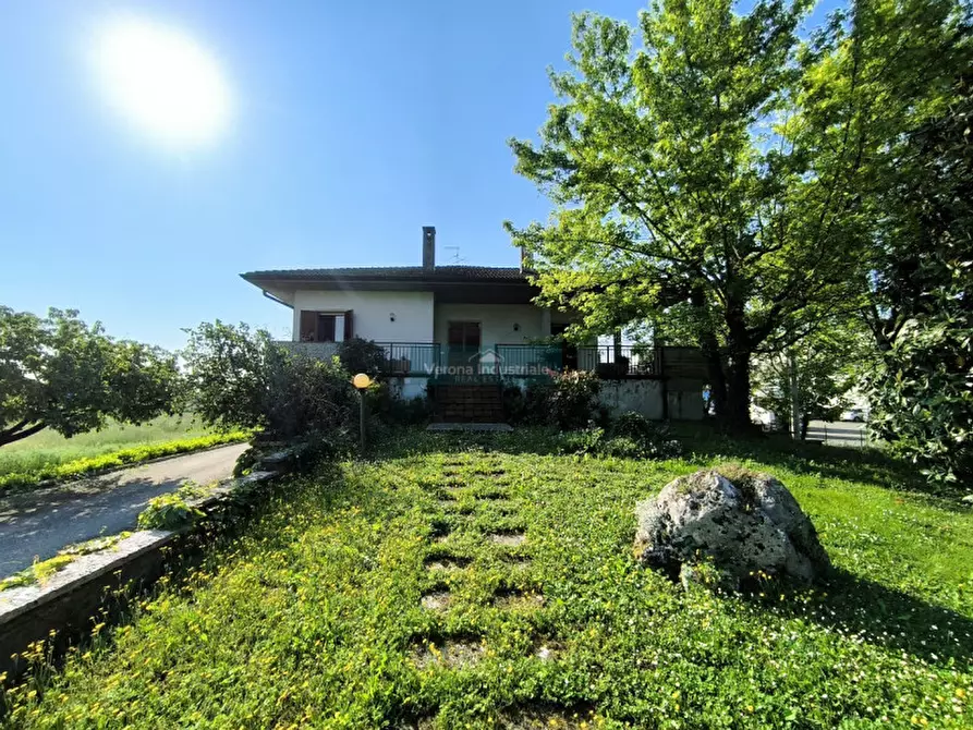 mansarda in vendita a Nogarole Rocca in zona Pradelle