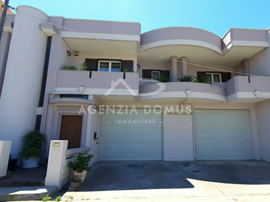 Immagine 1 di Casa indipendente in vendita  in Via Giovanni Pascoli 109 a Racale