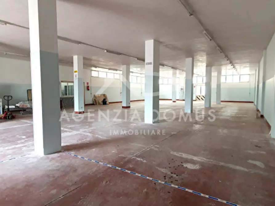 Immagine 39 di Casa indipendente in vendita  in Via Giovanni Pascoli 109 a Racale