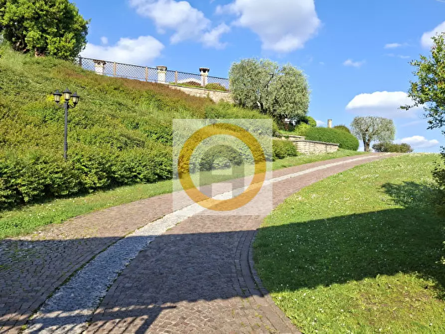 Immagine 3 di Villa in vendita  a Pederobba