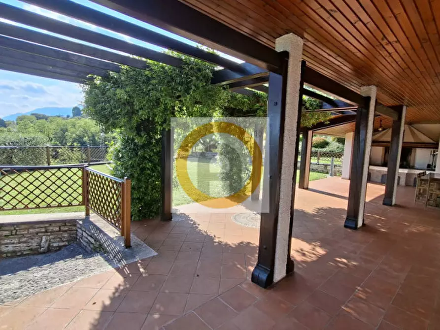 Immagine 9 di Villa in vendita  a Pederobba