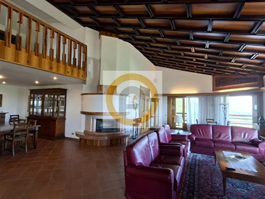 Immagine 10 di Villa in vendita  a Pederobba