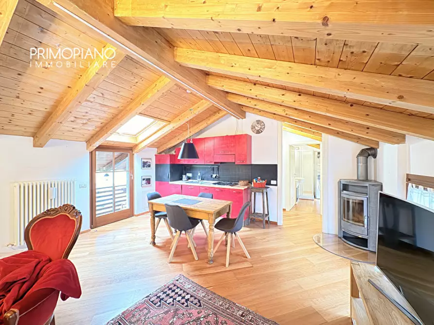 Immagine 2 di Appartamento in vendita  in Località San Giacomo a Riva Del Garda