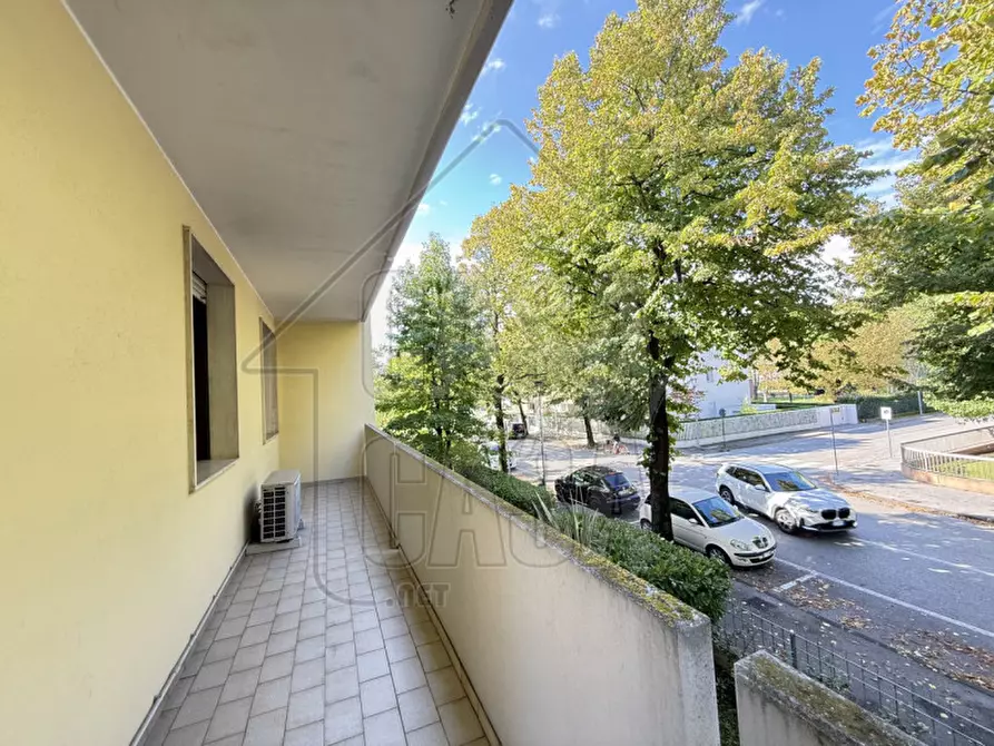 Immagine 2 di Appartamento in vendita  in Via Don Bosco a Abano Terme