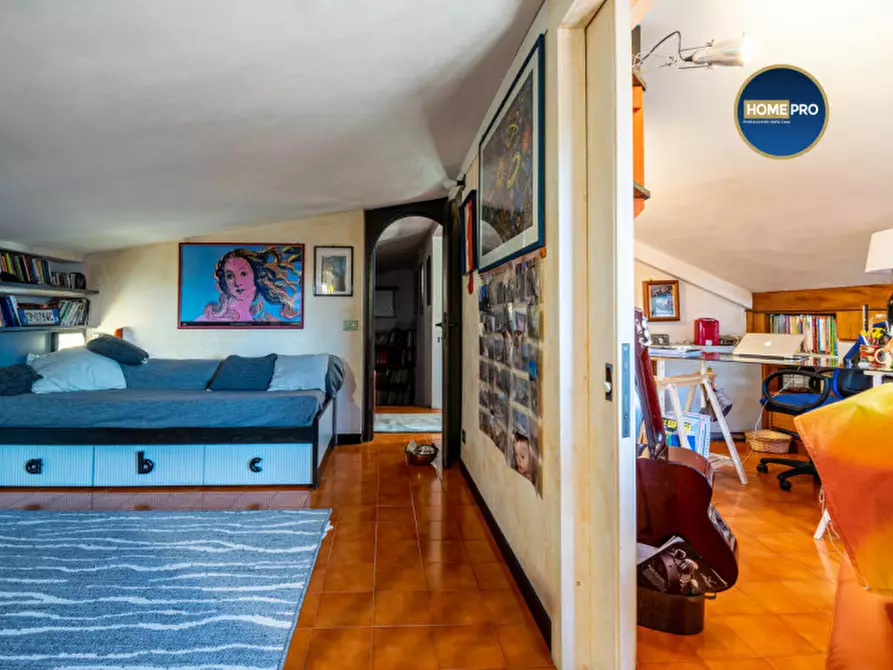 Immagine 42 di Villa in vendita  in Via Sofocle a Roma