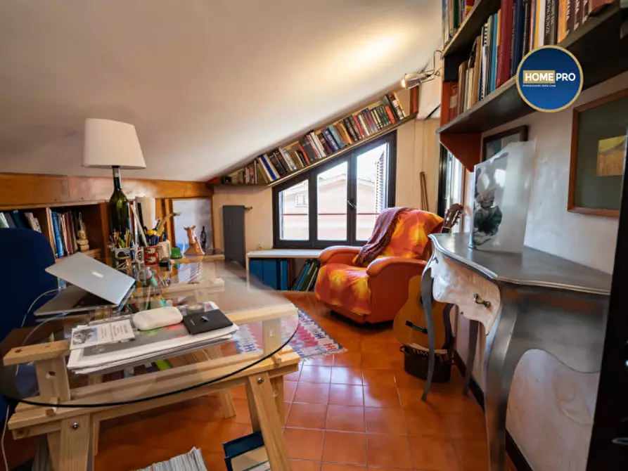 Immagine 51 di Villa in vendita  in Via Sofocle a Roma