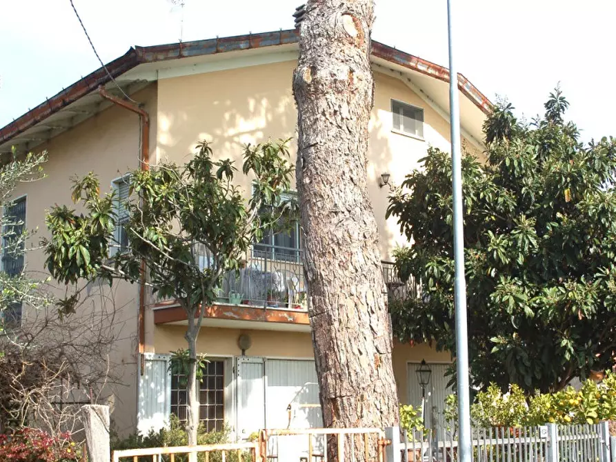Immagine 2 di Casa indipendente in vendita  in viale Veneto a Riccione