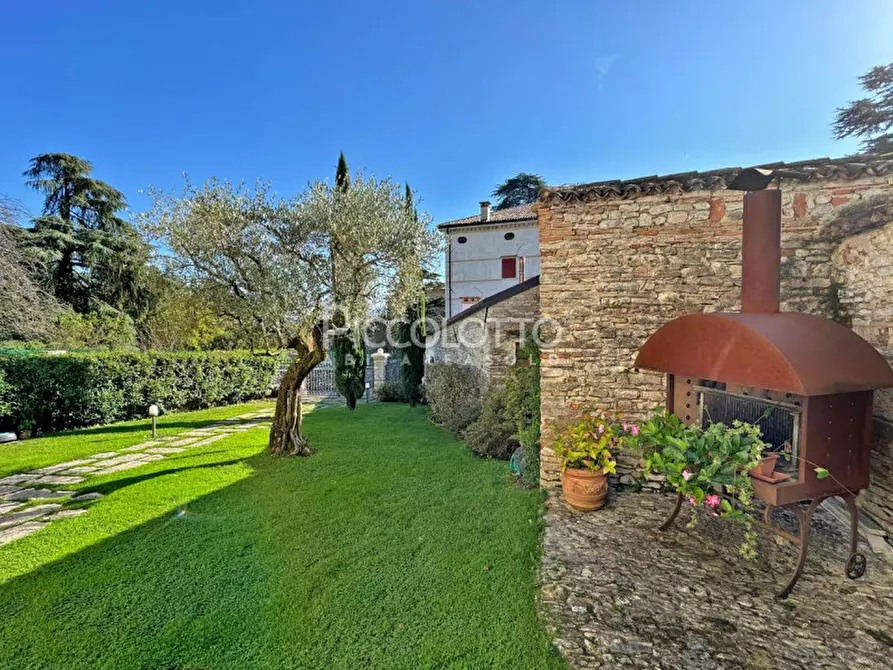 Immagine 6 di Rustico / casale in vendita  in via Castelcucco a Asolo