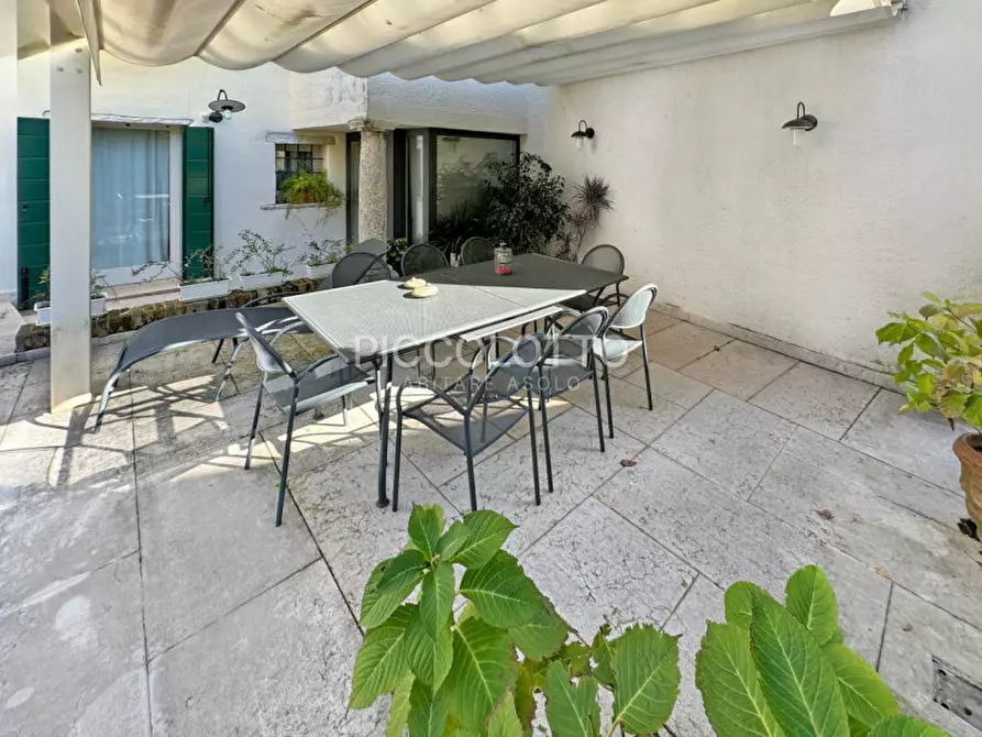 Immagine 28 di Rustico / casale in vendita  in via Castelcucco a Asolo