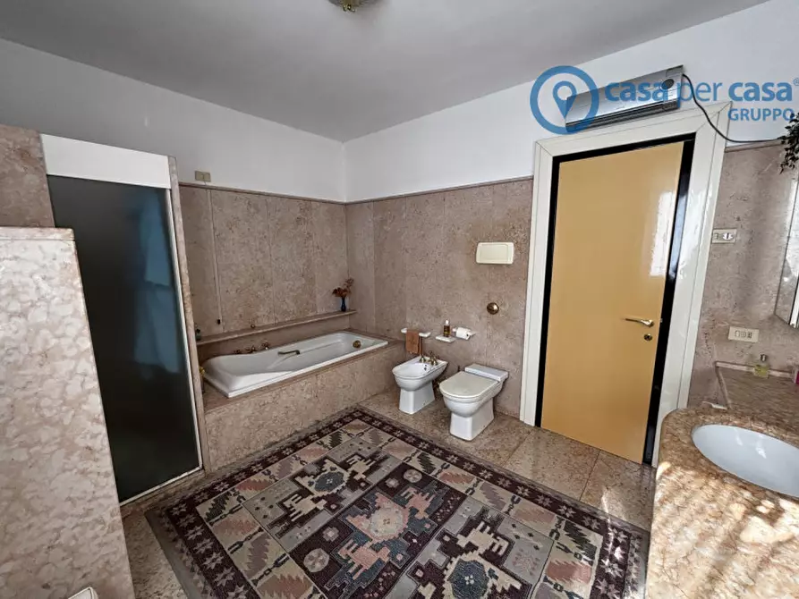 Immagine 10 di Villa in vendita  a Boara Pisani