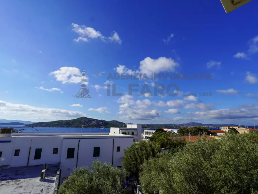 Immagine 2 di Appartamento in vendita  in Via Quarto a La Maddalena