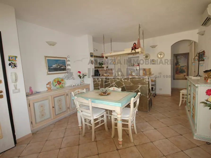 Immagine 2 di Appartamento in vendita  in Via Quarto a La Maddalena