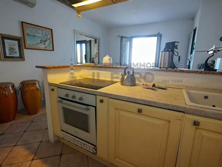 Immagine 3 di Appartamento in vendita  in Via Quarto a La Maddalena