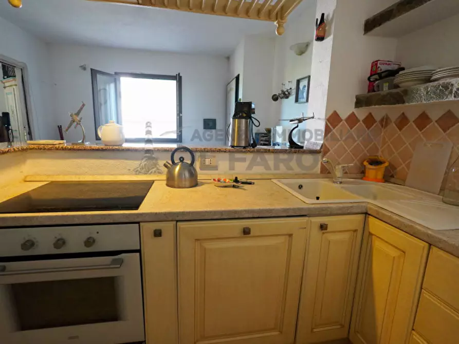 Immagine 4 di Appartamento in vendita  in Via Quarto a La Maddalena