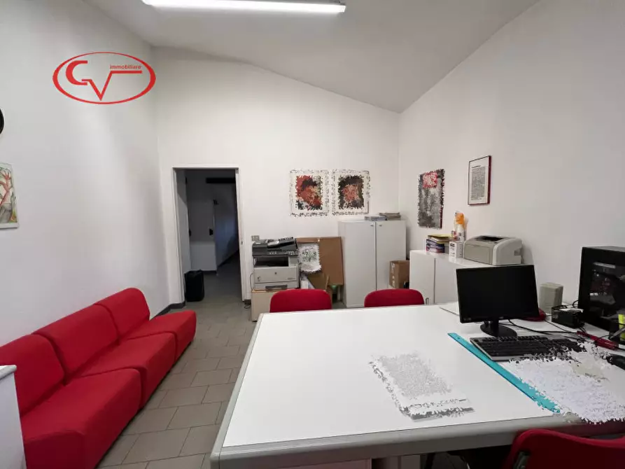 Immagine 2 di Ufficio in affitto  in Via Ammiraglio Ernesto Burzagli a Montevarchi