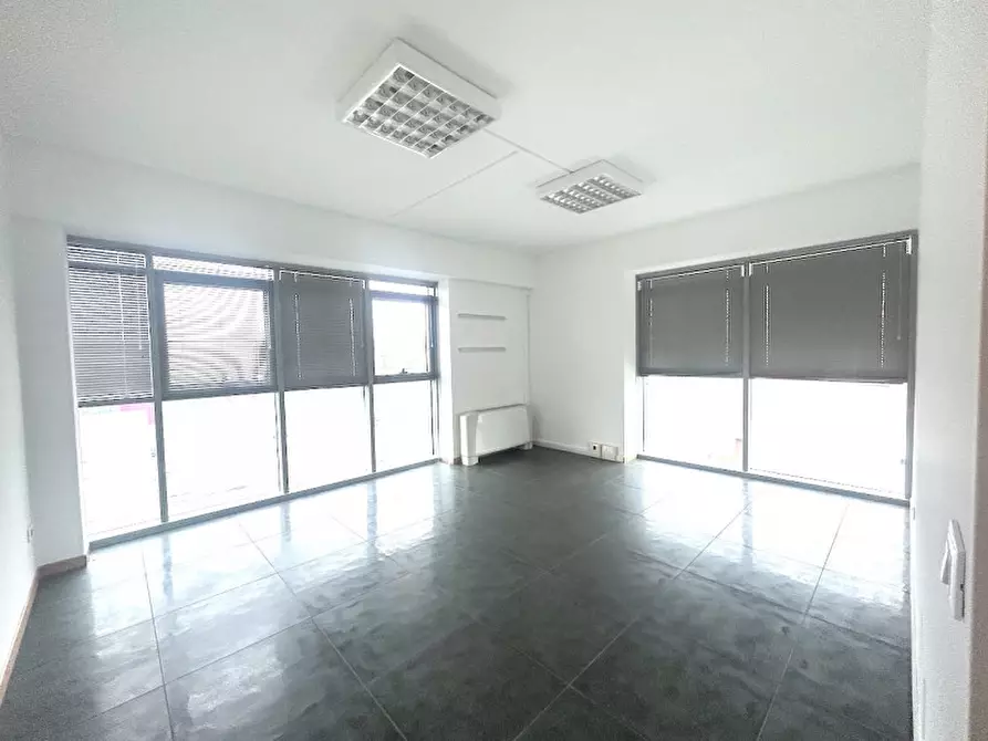 Immagine 3 di Ufficio in vendita  in VIA GIOVANNI PASCOLI a Rimini