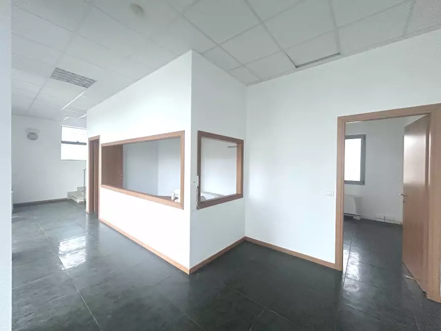 Immagine 4 di Ufficio in vendita  in VIA GIOVANNI PASCOLI a Rimini