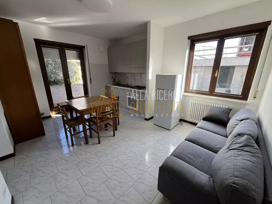 Immagine 3 di Appartamento in affitto  in Via Caussa a Schio