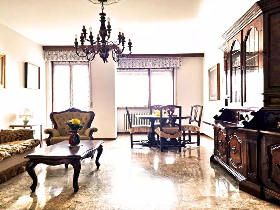 Immagine 8 di Appartamento in vendita  a Fiorenzuola D'arda