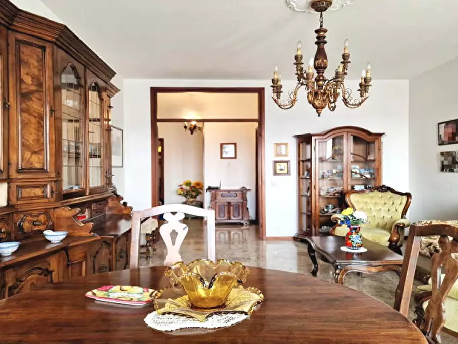 Immagine 9 di Appartamento in vendita  a Fiorenzuola D'arda