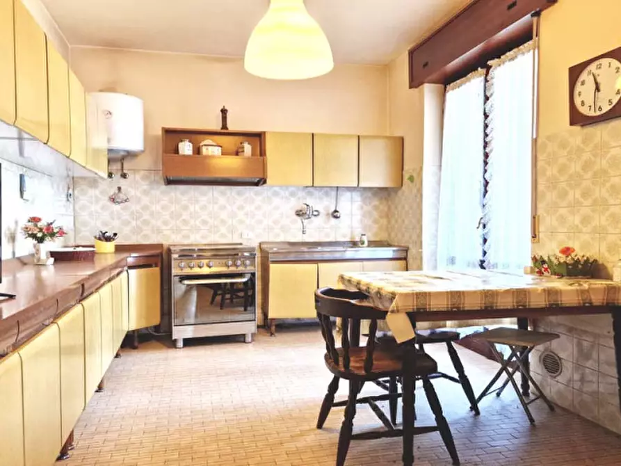 Immagine 11 di Appartamento in vendita  a Fiorenzuola D'arda