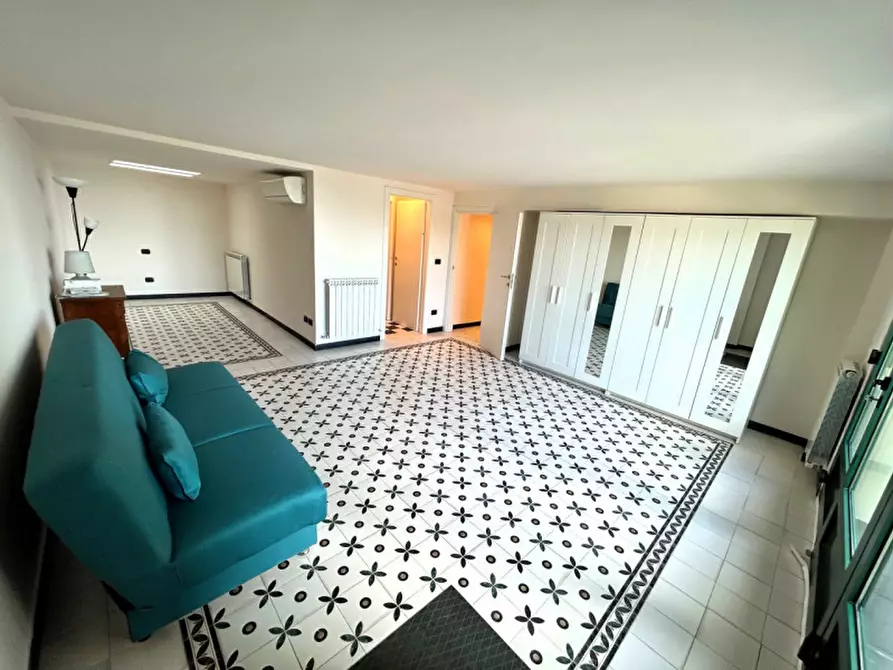 Immagine 11 di Appartamento in vendita  in Via Saccomanno a Camogli