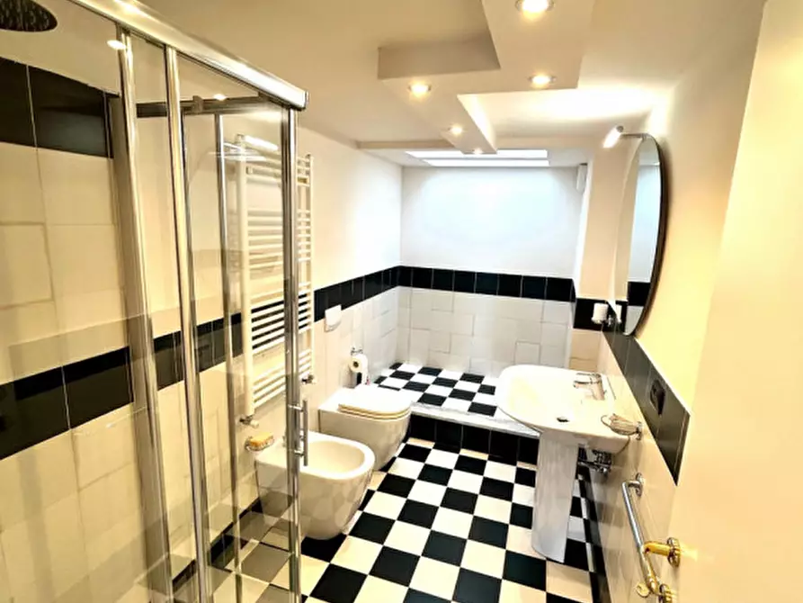 Immagine 13 di Appartamento in vendita  in Via Saccomanno a Camogli