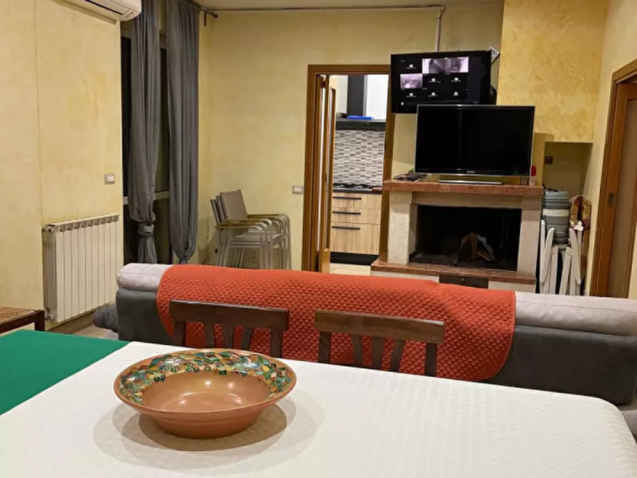 Immagine 11 di Appartamento in affitto  a Roma