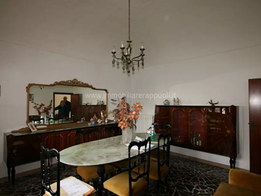 Immagine 5 di Villetta a schiera in vendita  a Sinalunga