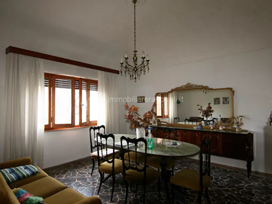 Immagine 6 di Villetta a schiera in vendita  a Sinalunga