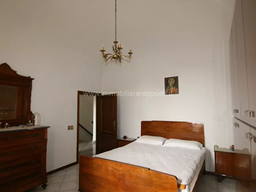 Immagine 16 di Villetta a schiera in vendita  a Sinalunga